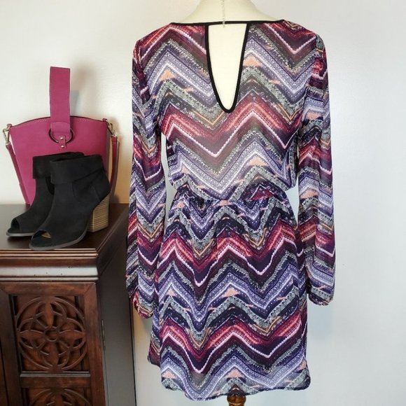 Xhilaration Chevron Pullover Dress With Sheer Sleeves Elastic Waist Size SP - Picture 4 of 7